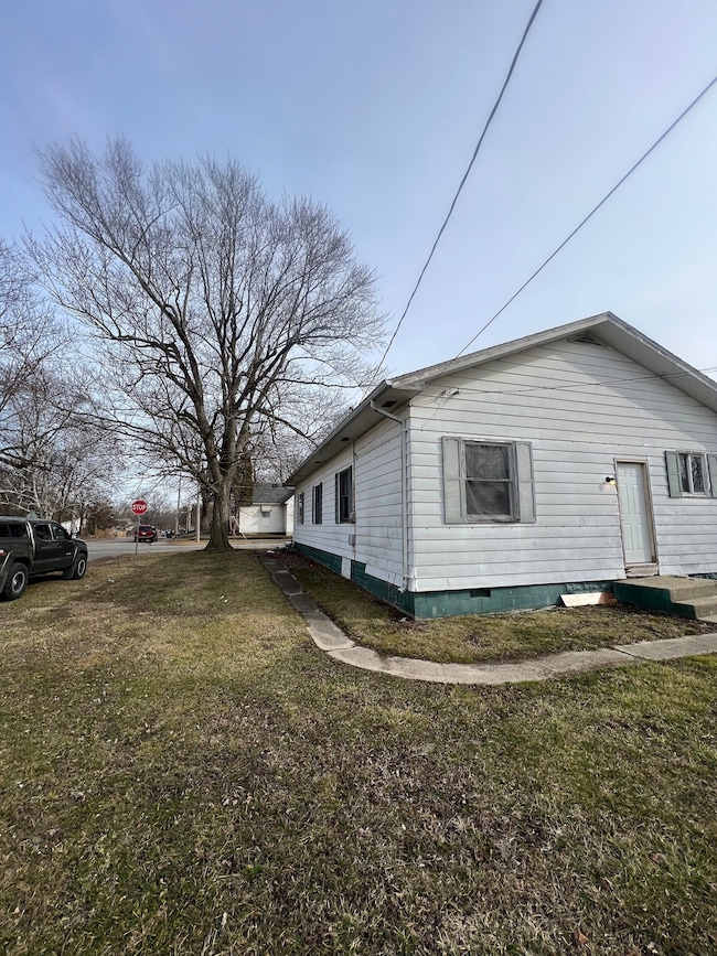 2103 Arrow Ave, Anderson, IN 46016 - photo 4