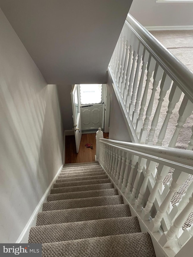 48 N Richardson Ave unit 2ND FLOOR, Lansdale, PA 19446 - photo 2