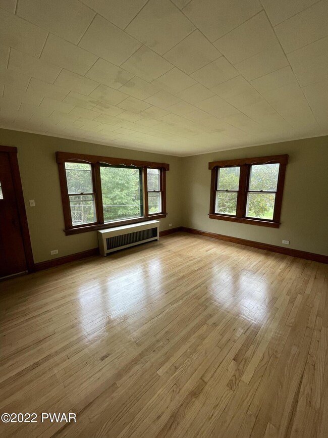 107 Long Ridge Rd, Hawley, PA 18428 - photo 5