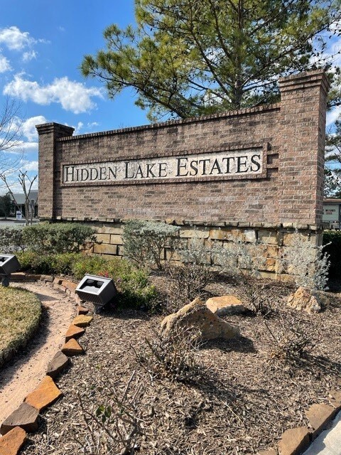 29014 Hidden Lake Ct, Magnolia, TX 77354 - photo 2