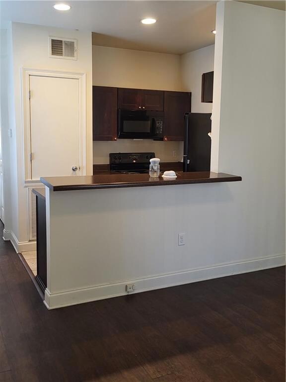 2410 S Rocheblave St unit A, New Orleans, LA 70125 - photo 4