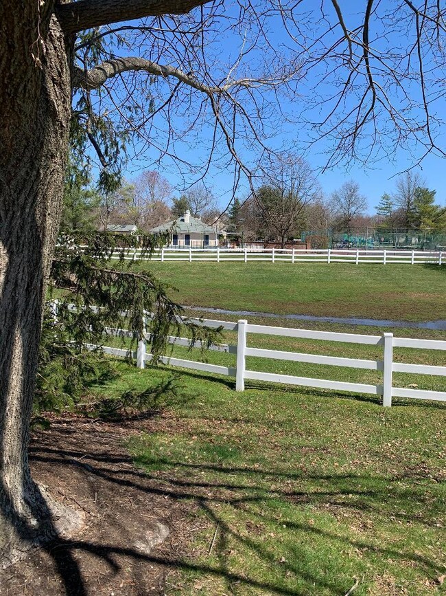 38 Players Cir, Tinton Falls, NJ 07724 - photo 6