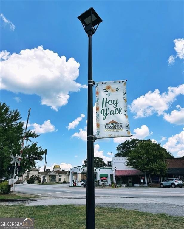 302 Gumlog Dr, Lavonia, GA 30553 - photo 2