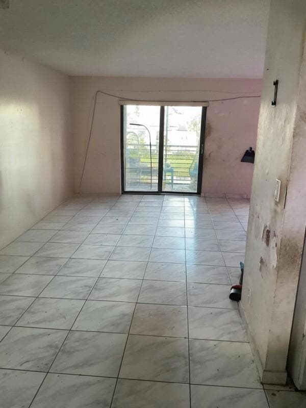 1811 Sabal Palm Dr unit 202, Davie, FL 33324 - photo 3