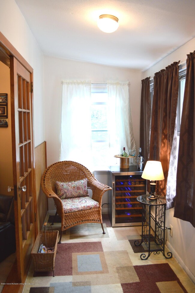 8 Dole St_Interior 1