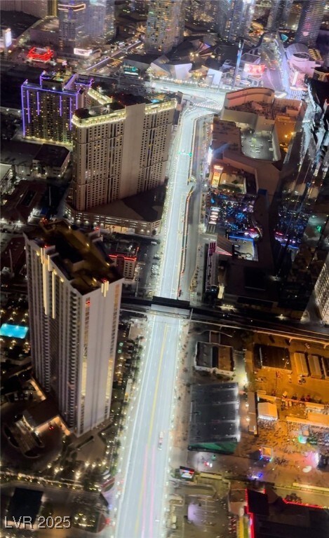 125 E Harmon Ave unit 921 & 919, Las Vegas, NV 89109 - photo 2