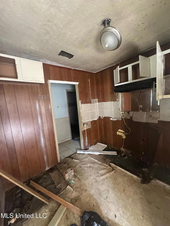 4326 Sunset Dr, Jackson, MS 39213 - photo 3