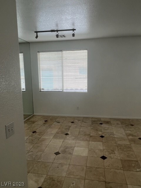 Area Dining part of Living room.