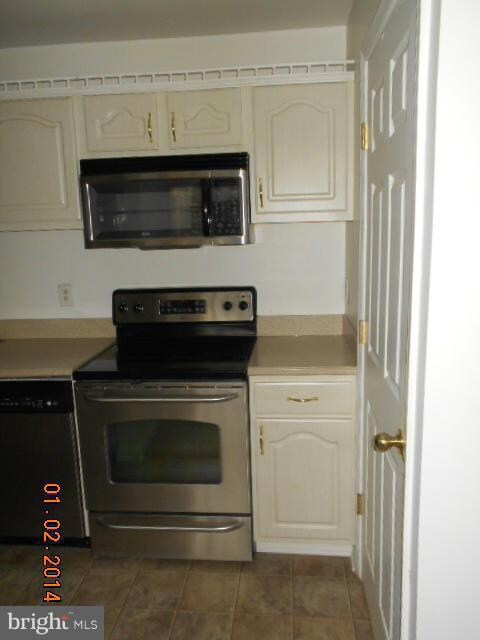 2061 Alice Ave unit 1, Oxon Hill, MD 20745 - photo 4