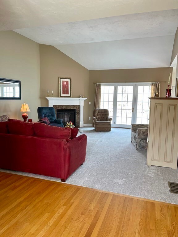 246 Nicholas Dr, Lancaster, MA 01523 - photo 7