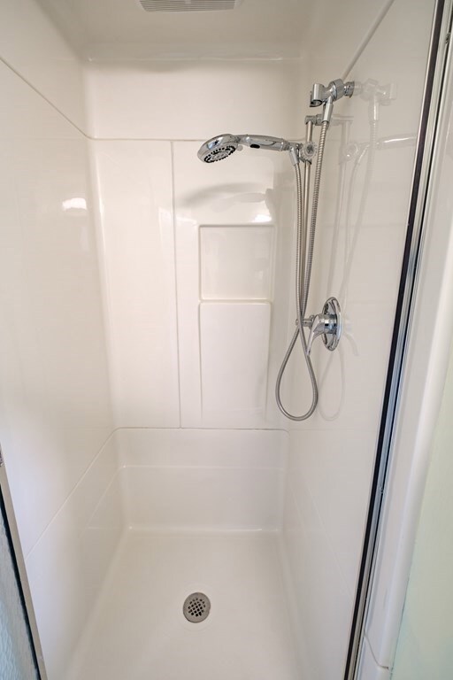 19 Faxon St unit F, Newton, MA 02458 - photo 6