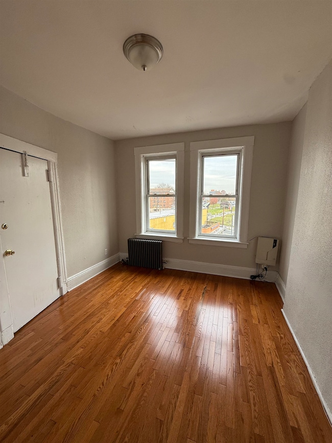 467 Pavonia Ave unit 4L, Jersey City, NJ 07306 - photo 6