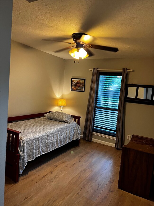 2324 Hollis St, Houston, TX 77093 - photo 6