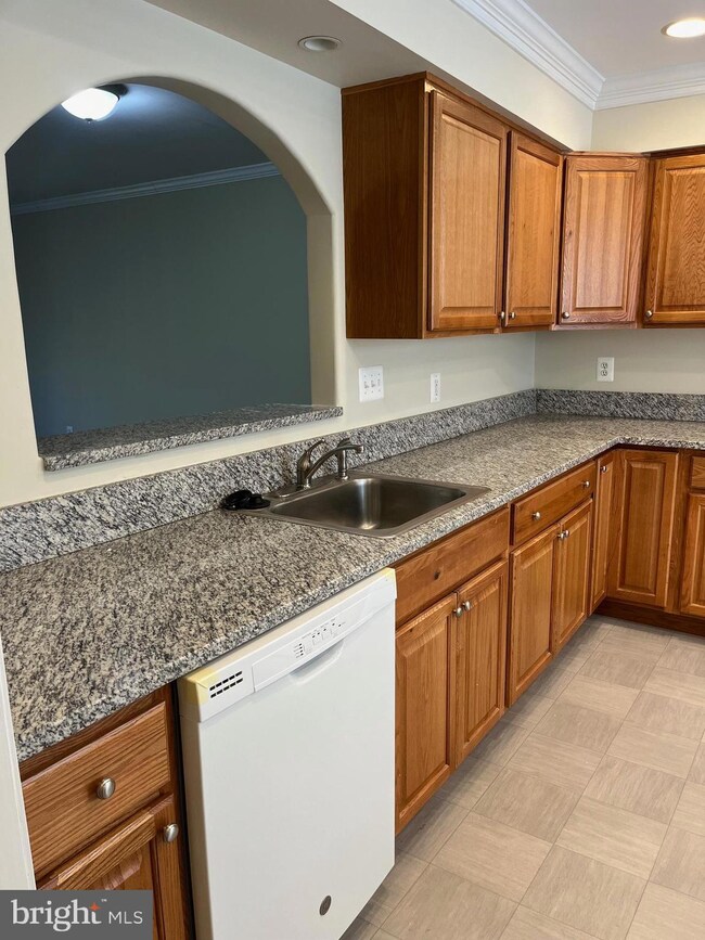 15023 Bridgeport Dr, Dumfries, VA 22025 - photo 5