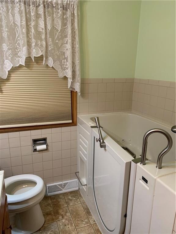 Shower tub combination