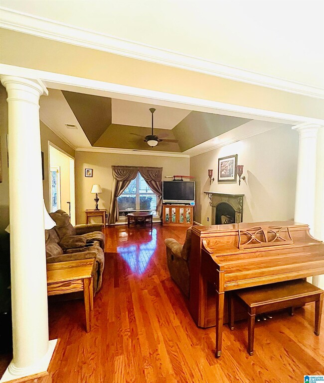 Living /Dining area