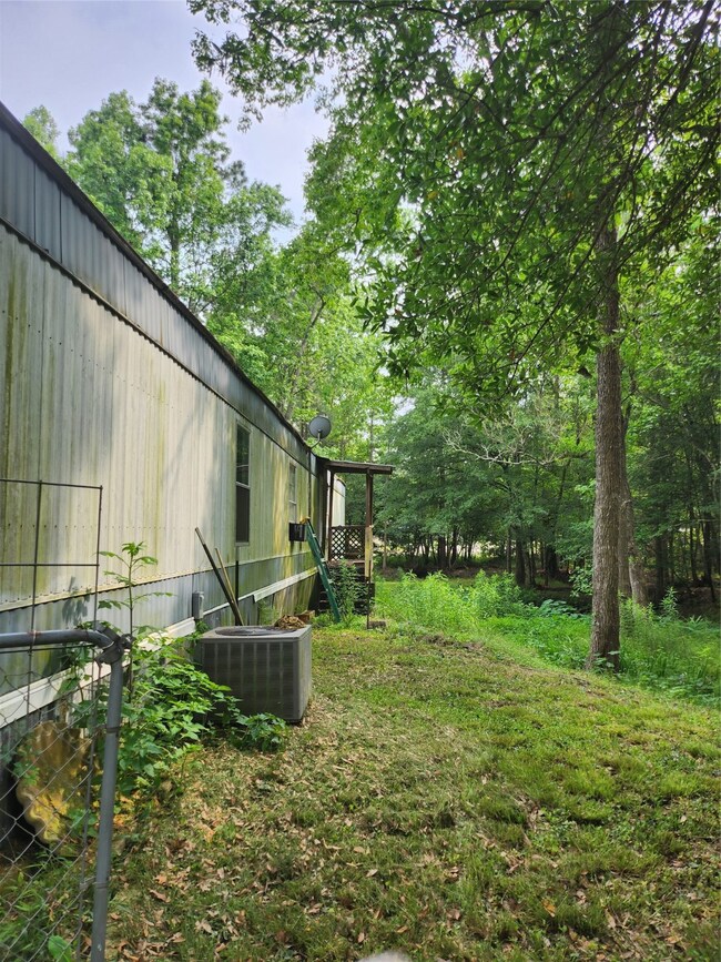 1423 County Road 381 S, Cleveland, TX 77328 - photo 3