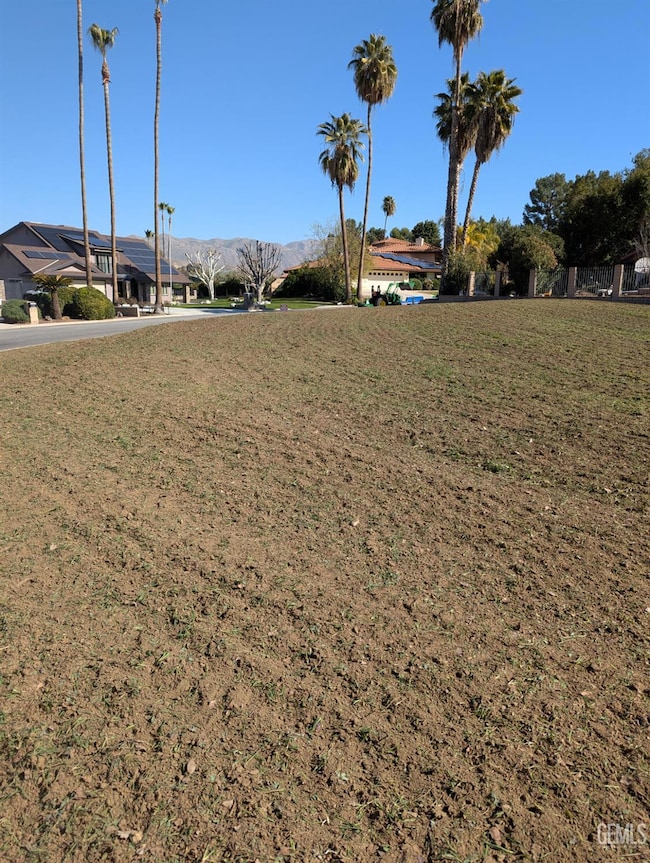 6100 Roundup Way, Bakersfield, CA 93306 - photo 3