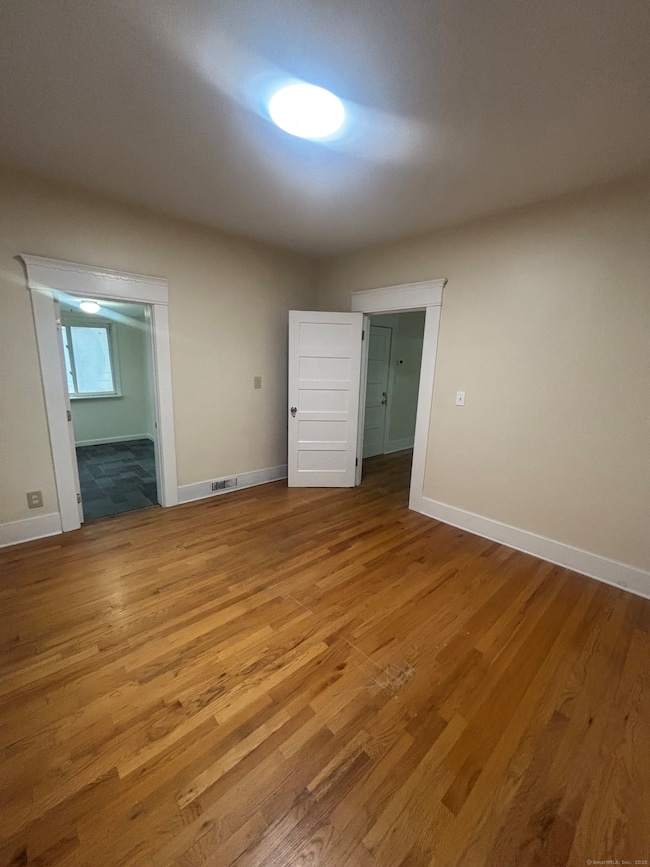 85 S Burritt St unit 3, New Britain, CT 06052 - photo 6