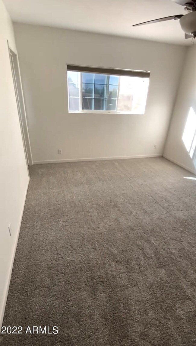 926 N Cheri Lynn Dr, Chandler, AZ 85225 - photo 4