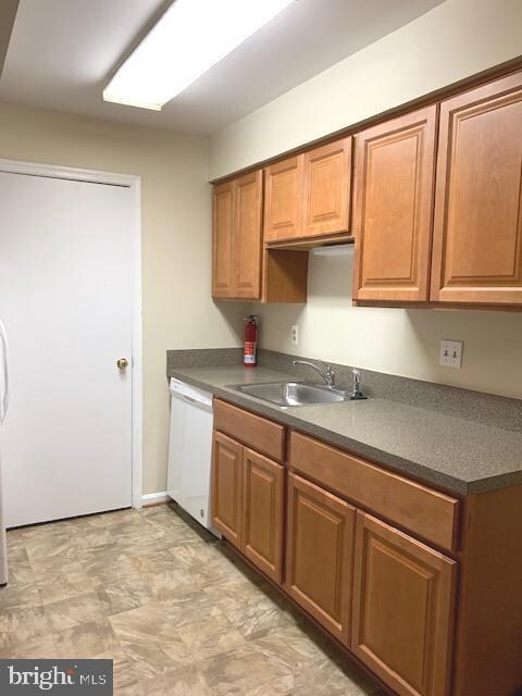 20237 Shipley Terrace unit 4-C-101, Germantown, MD 20874 - photo 6