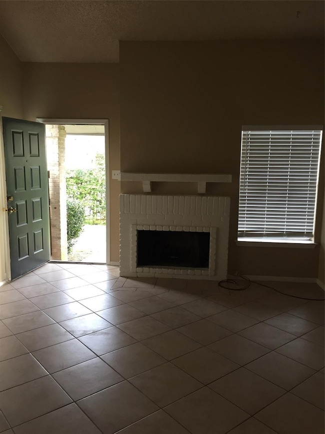 6305 Dryad Dr unit 630, Houston, TX 77035 - photo 7