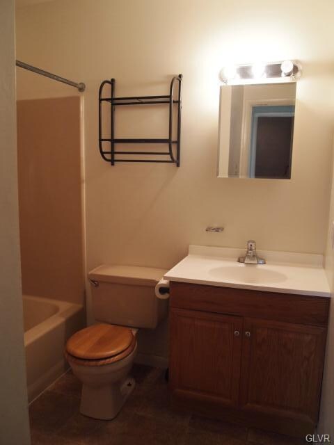 259 E Union St unit C, Allentown, PA 18109 - photo 6