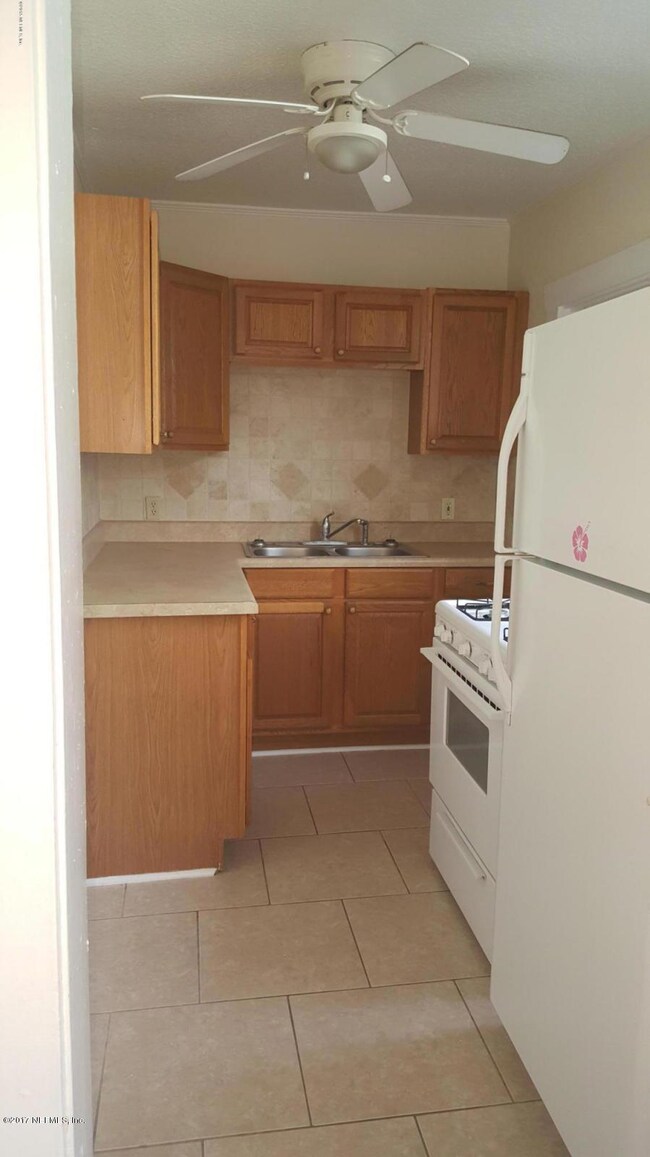 1328 1st St S, Jacksonville Beach, FL 32250 - photo 6