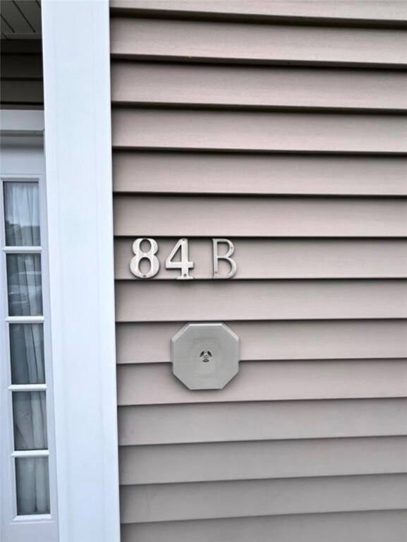 84 Quannacut Rd unit B, Westerly, RI 02891 - photo 4