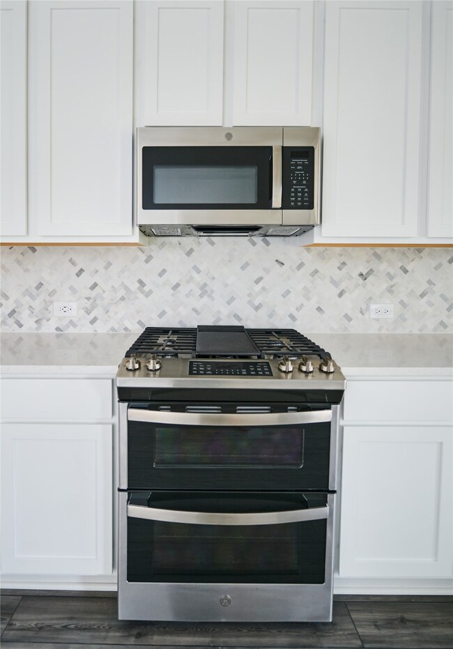 10659 Whitejacket, Conroe, TX 77385 - photo 5