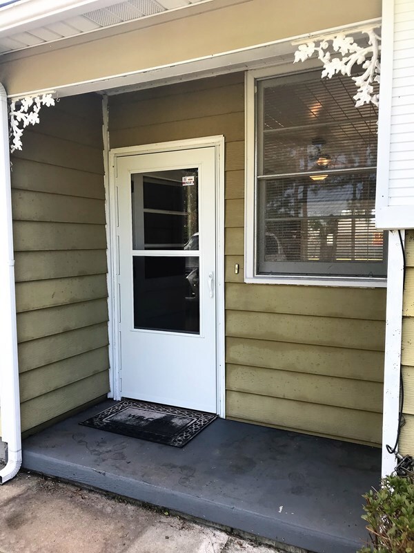 Side Kitchen/Garage/Back Patio Entrance