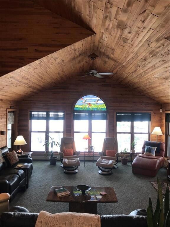 Great room views to the lake