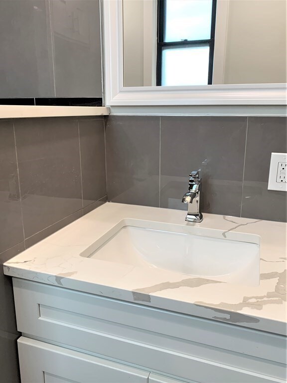 837 E 4th St unit 2, Boston, MA 02127 - photo 7