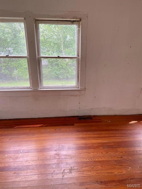 332 S Elm St, Dexter, MO 63841 - photo 2