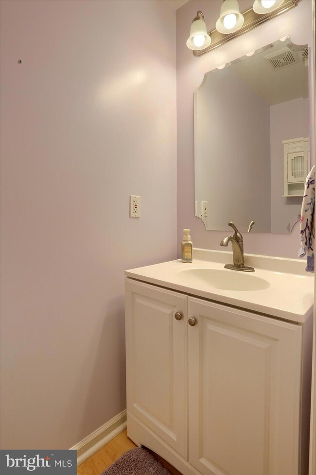 4043 Bradford Cir unit 4, Mount Joy, PA 17552 - photo 7