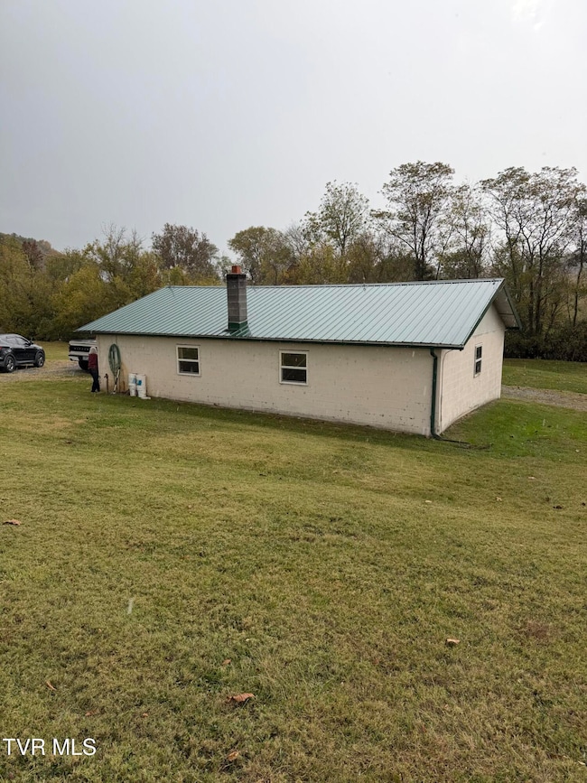 365 Tilson Rd, Limestone, TN 37681 - photo 4