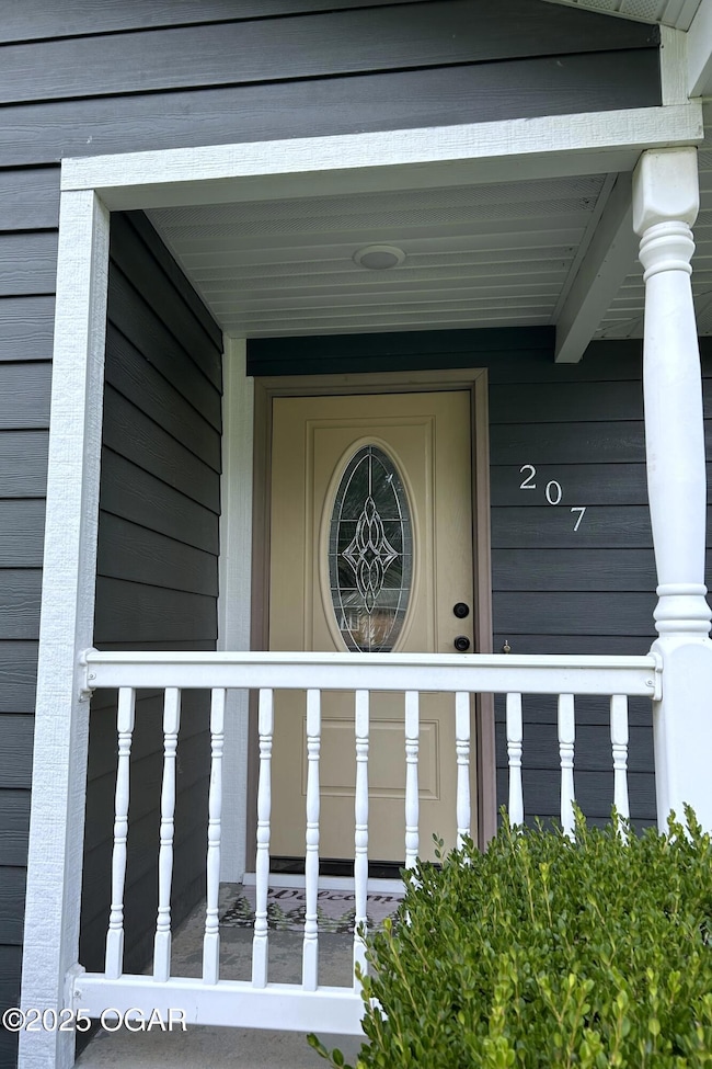 VanG Welcome home front door