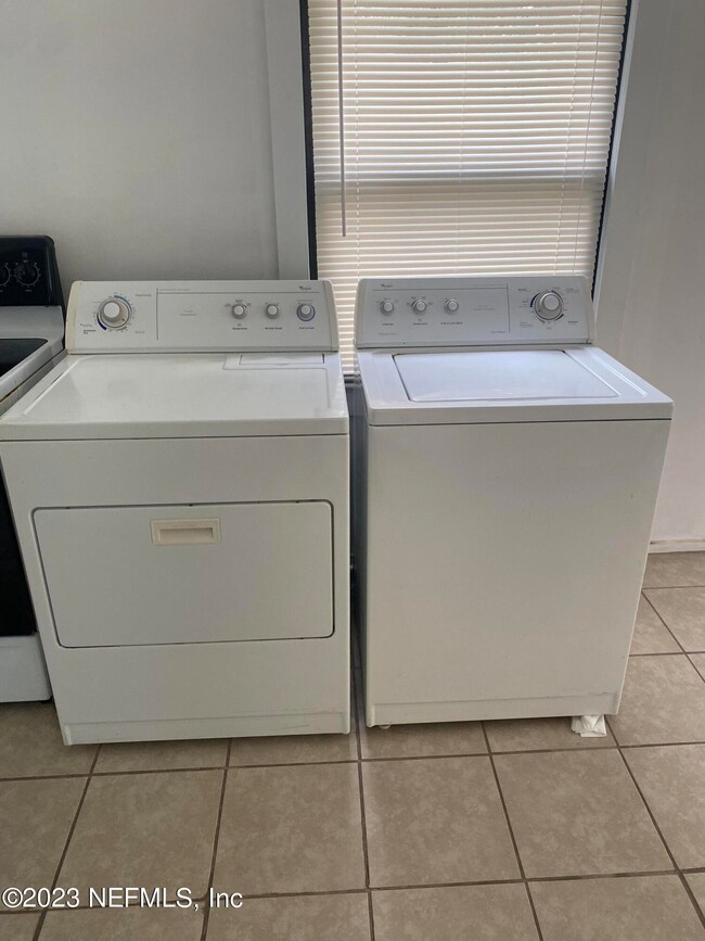 Washer & Dryer