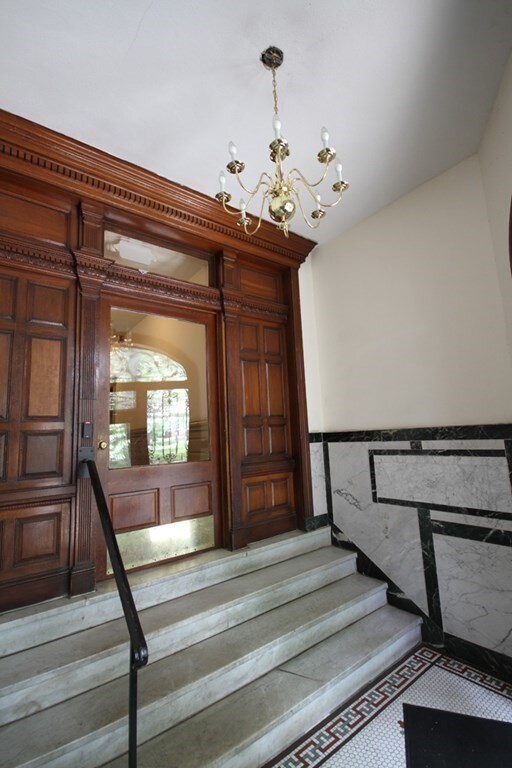 52 Charlesgate E unit 157, Boston, MA 02215 - photo 4