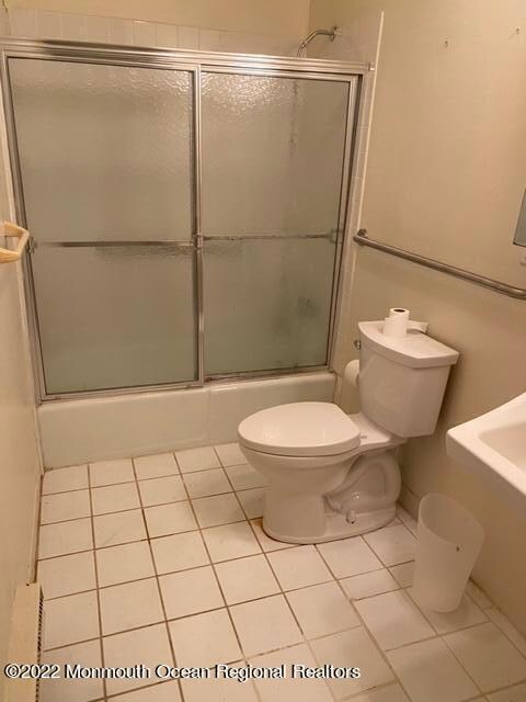 70D Bathroom