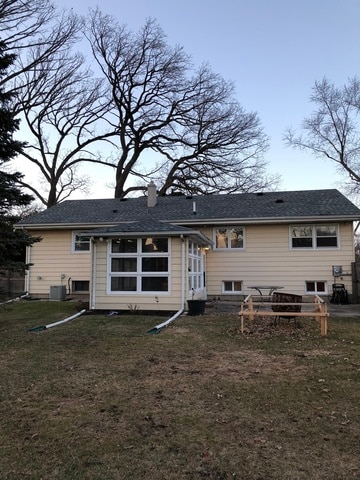 9509 W Oak Place, Des Plaines, IL 60016 - photo 3