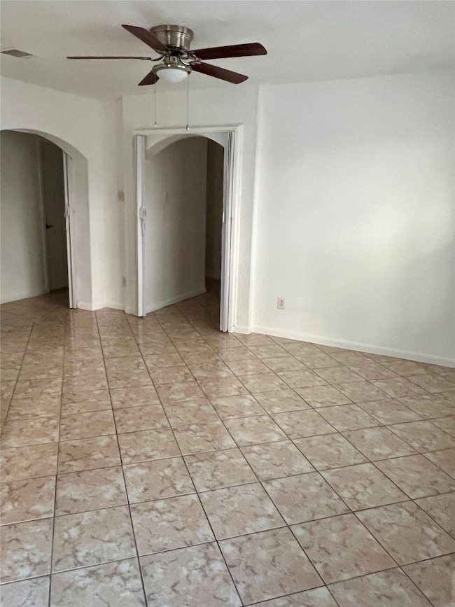 10834 Cane Grove Ln, Houston, TX 77075 - photo 3