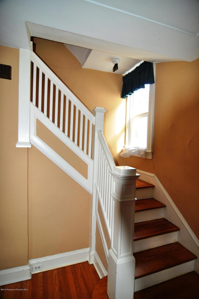 102 Washington Rd unit L4, Scranton, PA 18509 - photo 4