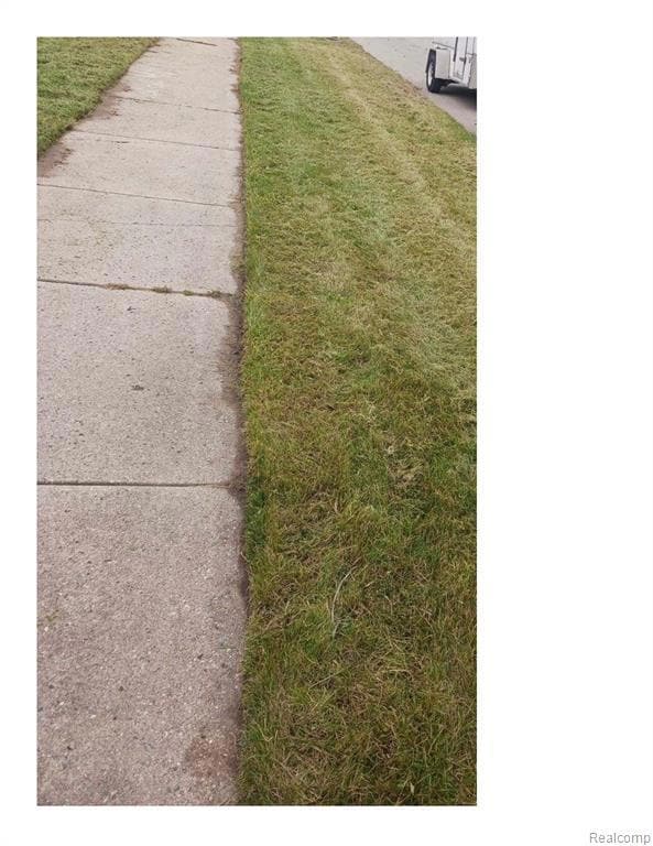 12291 E 11 Mile Rd, Warren, MI 48093 - photo 2