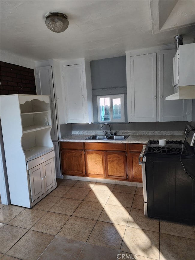 1470 E 42nd St, Los Angeles, CA 90011 - photo 3