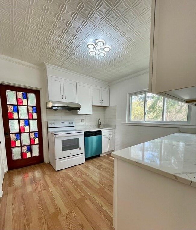 39 Botolph St, Quincy, MA 02171 - photo 2