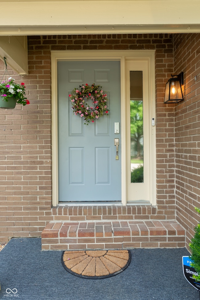 7612 Farm View Cir E, Indianapolis, IN 46256 - photo 4