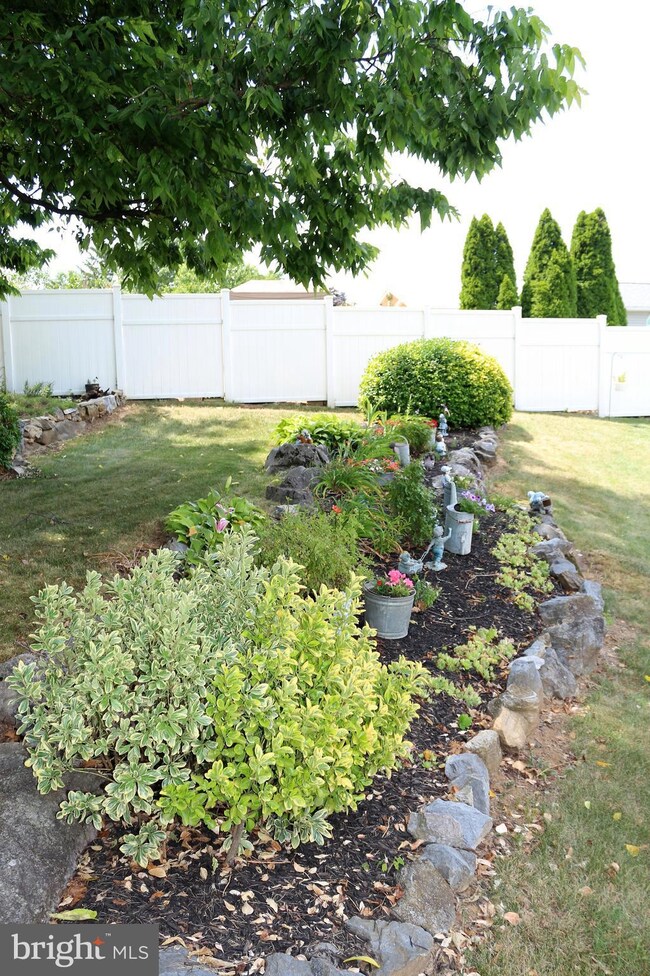 11135 Nursery Rd, Hagerstown, MD 21740 - photo 4