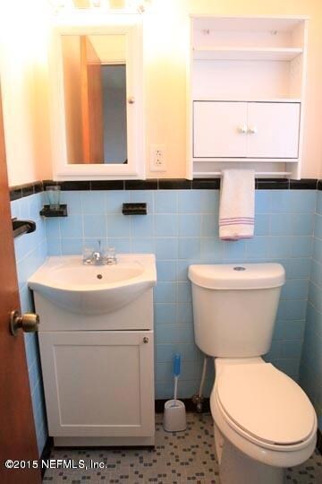 6304 Solandra Dr, Jacksonville, FL 32210 - photo 6