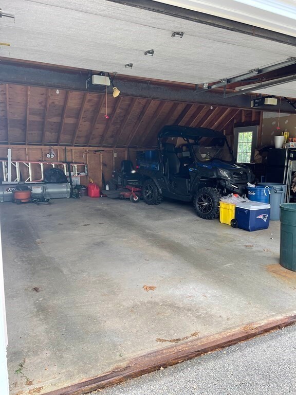 67 Oakman St, Turners Falls, MA 01376 - photo 4